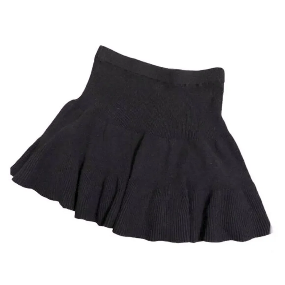 GAP Soft Knit pleated Ribbed black winter warm Skirt pull on circle 6/7
